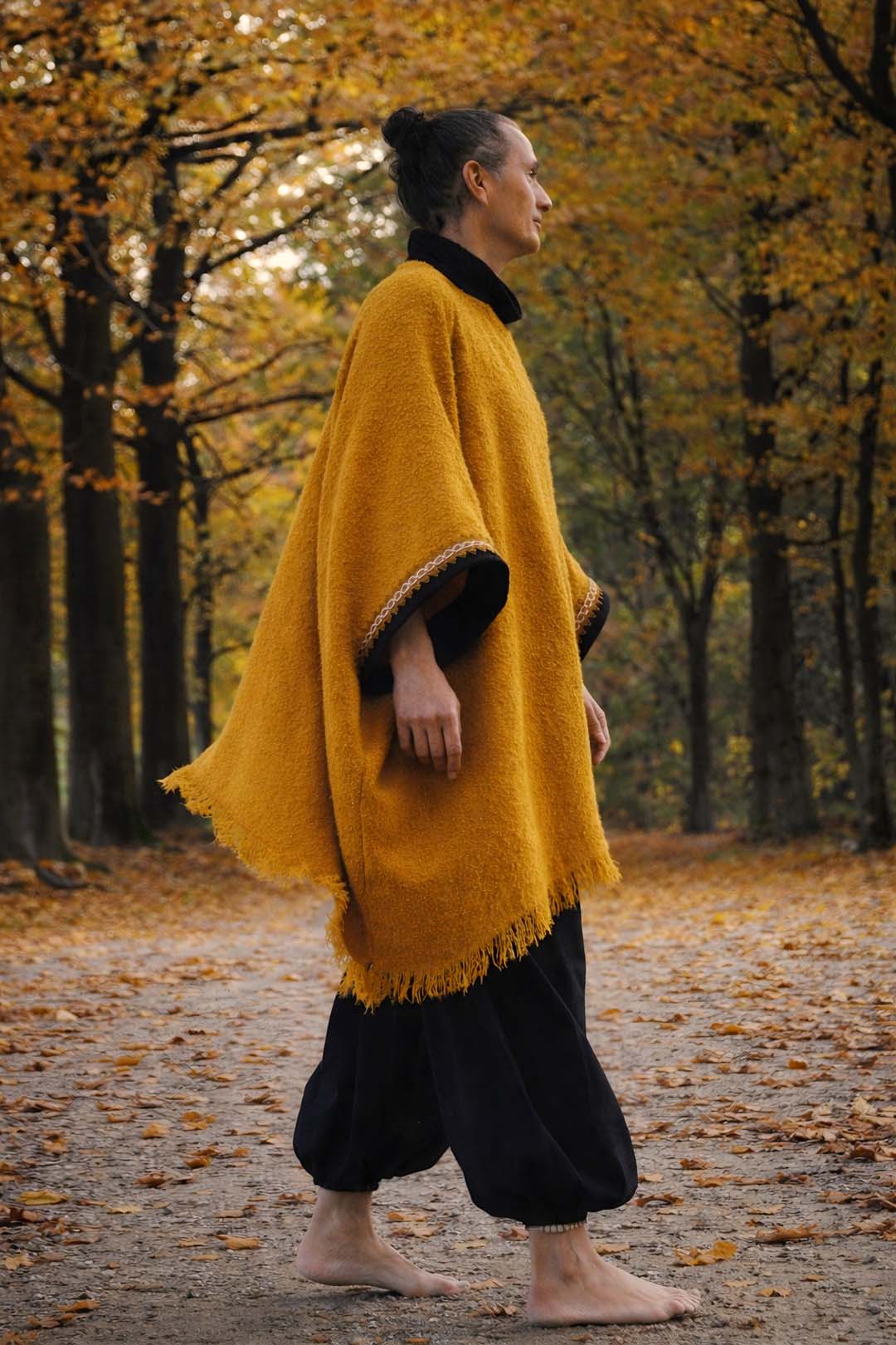 Poncho Shaurya Tula Moon Clothing